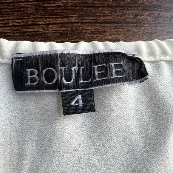 Boulee Open Shoulder Blouse Womens Size 4 Off White Solid Key Hole Top - Picture 5 of 9
